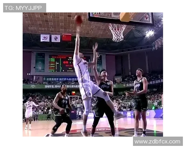 张镇麟遭辽宁球迷怒斥赵继伟无力回天球队陷入困境 张镇麟遭辽宁球迷怒斥赵继伟无力回天球队陷入困境